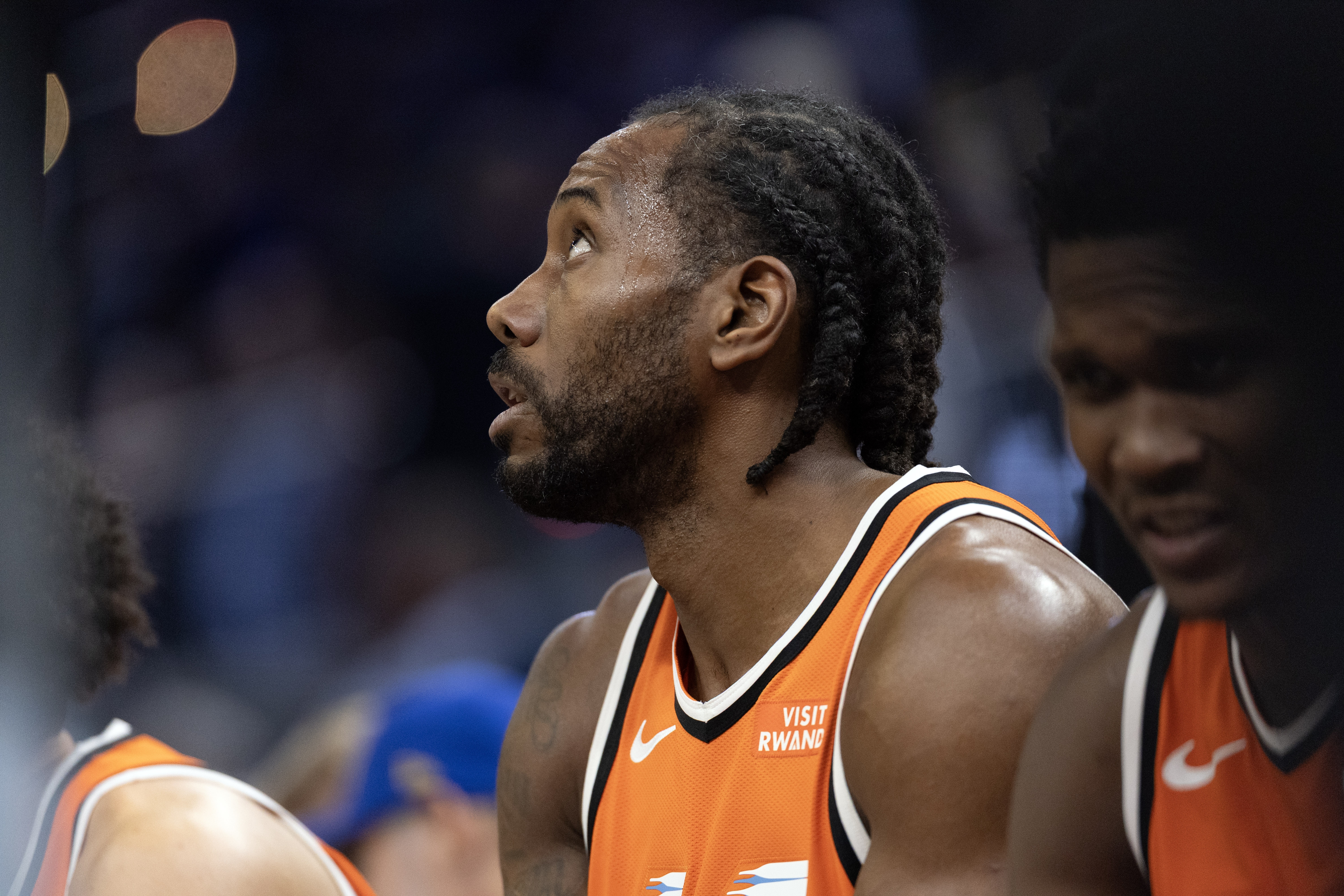 蓝鲸体育官网-不愧是机器人！伦纳德在生涯第14赛季创场均得分新高 NBA历史首人