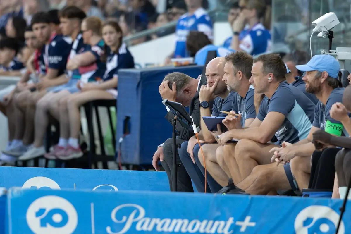 悉尼主帅：总是错失登顶机会很失望；不会弃用年轻球员